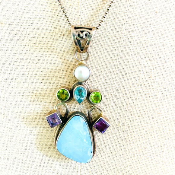 Semi Precious Stone and Sterling Silver Pendant - Picture 1 of 6